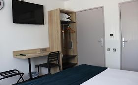 Hotel Lemand Lyon Est - Villefontaine